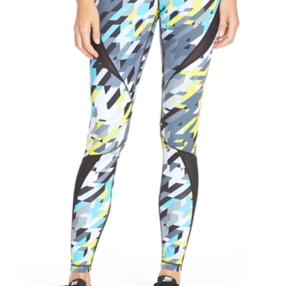 Zella Sz M Leggings Yoga Pants Stretch